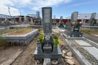 【追加戒名彫刻】名古屋市対応|安城市 今本墓地|墓誌・竿石への戒名追加彫刻|施工事例